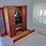Bed & Breakfast Hazdovac 3*