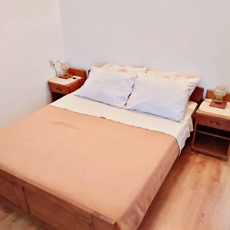 فندق مبيت وإفطار Hazdovac