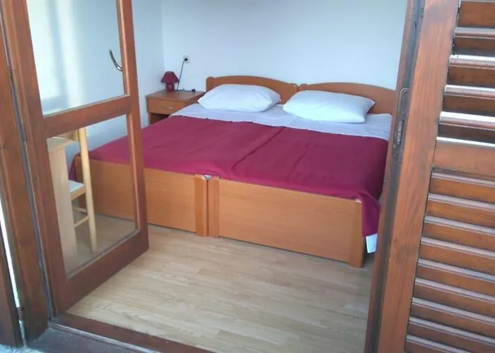 Hazdovac Bed & Breakfast