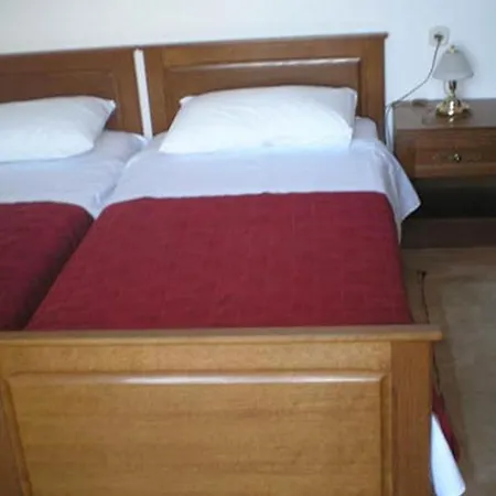 Bed and breakfast Hazdovac 3*