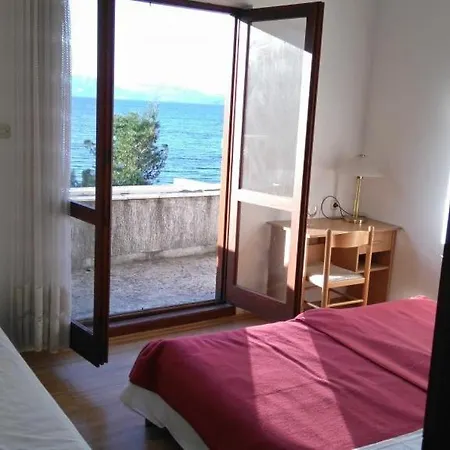 Bed & Breakfast Hazdovac 3*