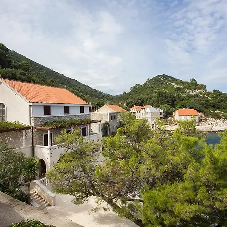 Hazdovac Bed & Breakfast 3*